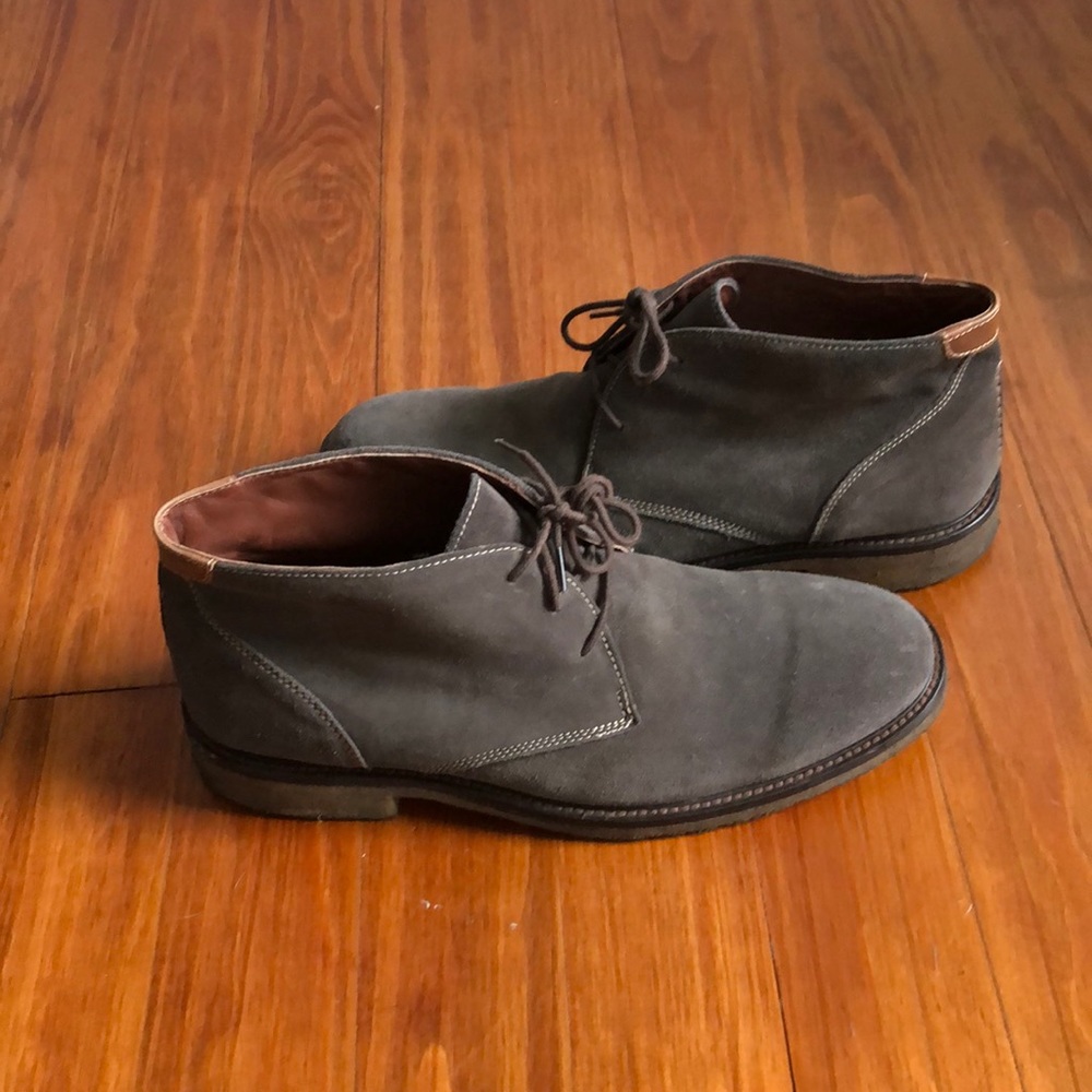 Johnston and Murphy Copeland Chukka boots